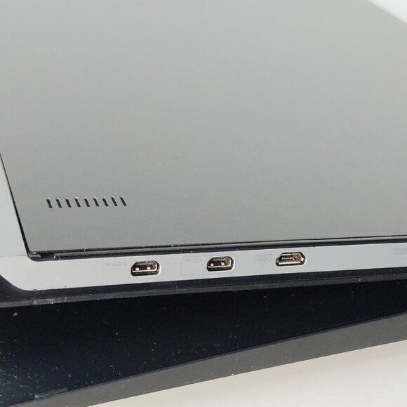 GeShic On-Lap Monitor 2501 15.6 In Portable Monitor Battery Powered Display - Picture 6 of 11